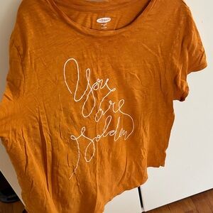 Old Navy Women's dark yellow  Short-Sleeve Graphic Tee